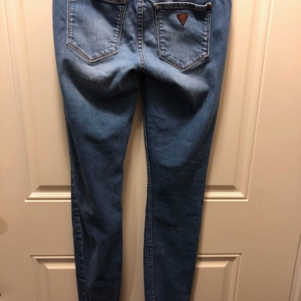 Guess Ripped Jeans - Picture 5 of 7